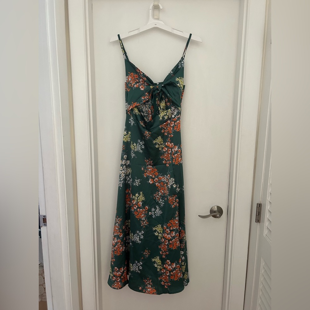 Toperth satin floral split chest knot cutout midi dress